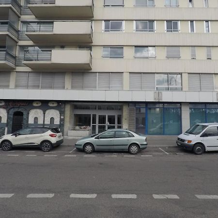 Travel Homes - Le Wilson, Face A La Gare Mulhouse Exterior photo